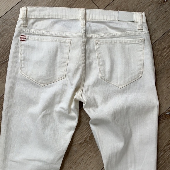 BDG Skinny Mid Rise Cigarette Stretch Jean - Picture 9 of 10